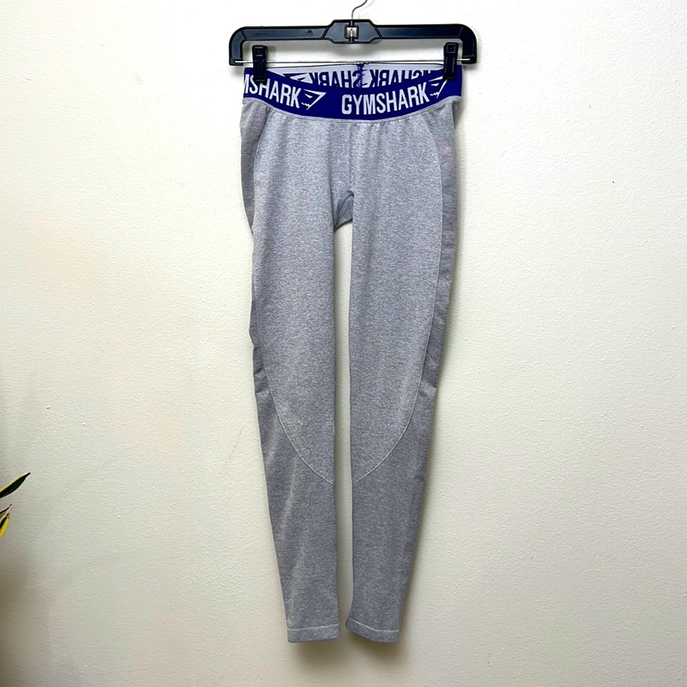 GYMSHARK gray workout leggings small purple